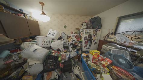Watch Hoarders Season 16 Episode 3 | A&E