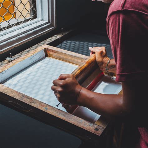 Small-Scale Manufacturing 的图像结果