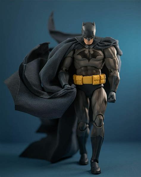 Pin by Nohemi Ovalle on Figuras | Batman action figures, Batman figures ...