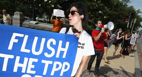 Free Trade Protest 的图像结果