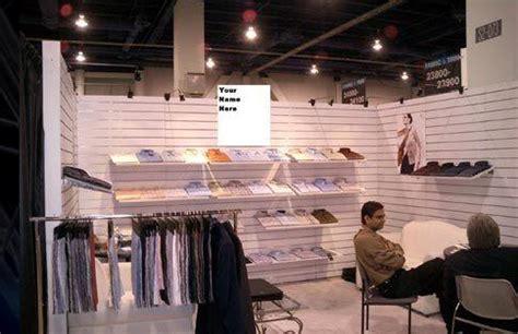 Encompass exhibits: Customer Reviews, Stands and Services