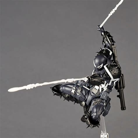 Revoltech Amazing Yamaguchi Agent Venom Action Figure