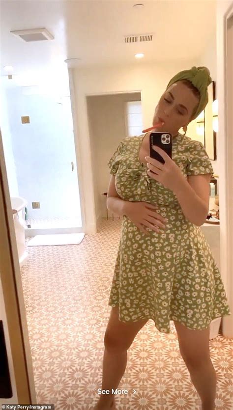 Katy Perry wiggles her baby bump while dancing to new Daisies remix ...
