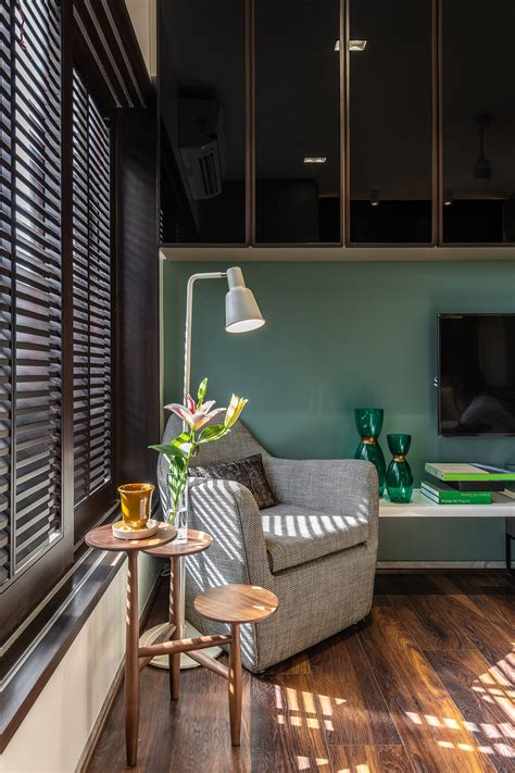 Mumbai: Cool hues and a natural palette update this city apartment ...