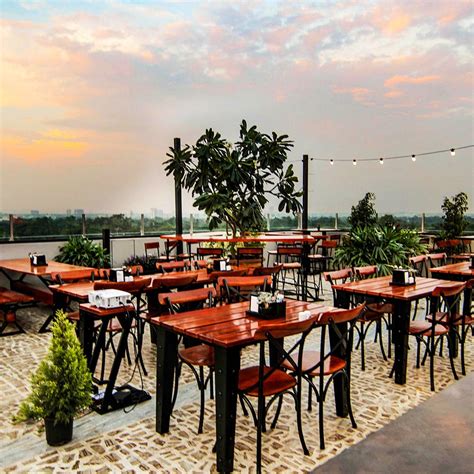 The Rooftop Project, Romantic restaurants in Pune| LBB Pune