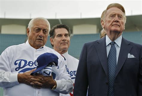 Photos: Remembering the life of Vin Scully (1927-2022) - Los Angeles Times