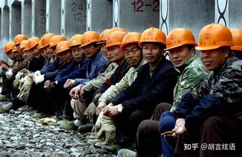 香港建筑工人工资有多高？这个工种日薪2000+仍然缺人 - 哔哩哔哩