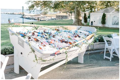 Orienta Beach Club Wedding :: Mamaroneck NY :: Robyn + Tommy