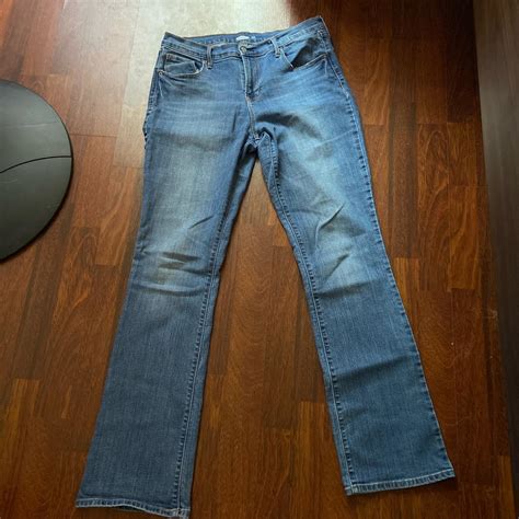 Old navy boot-cut jeans Size 12 Shipping... - Depop