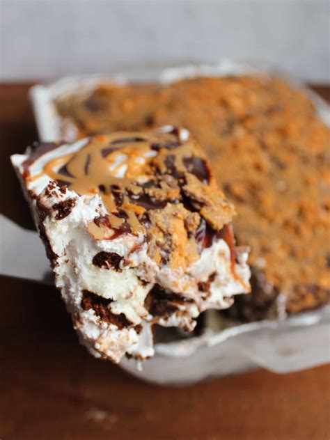 Butterfinger Ice Cream Cake BUTTERFINGER POKE CAKE Made Easy With Box