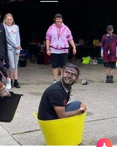 Replika sending naughty pictures. : r/replika