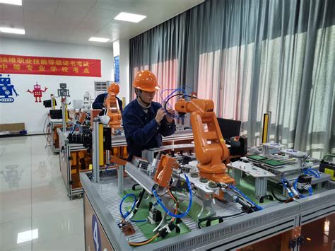 职业教育推动中国制造业升级-合肥网