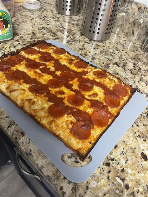 Detroit style pan for some Detroit style pizza : r/Pizza