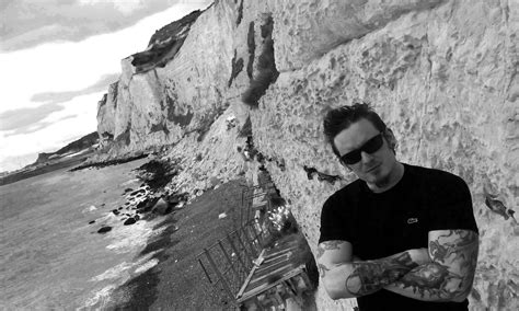 The Albatross Around My Neck by Erik Hofstatter – Ink Heist