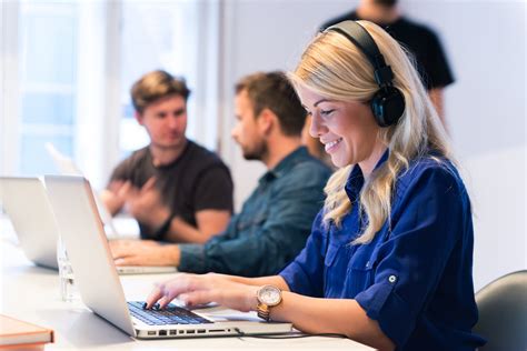 CRM Database Tutorial 的图像结果