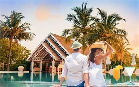 Great Discounts For The Upcoming Long Weekend On Yatra, Make My Trip ...