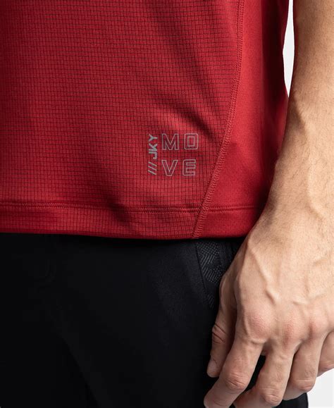 Buy Lightweight Microfiber Solid Round Neck Half Sleeve T-Shirt with ...