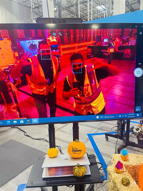 Davonte Logan, MBA, sHRBP on LinkedIn: #peakseason #tssl #amazonrobotics # ...