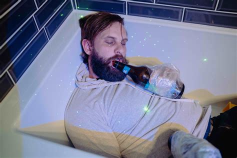 Surviving Hangovers After 21: A Quick Guide | American Grit