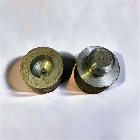 Gate Hinges - Decorative Gate Barrel Hinge Trader - Retailer from Ahmedabad