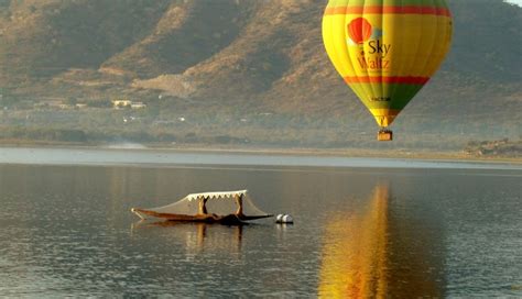 5 Places To Enjoy Hot Air Balloon Ride in India - lifeberrys.com