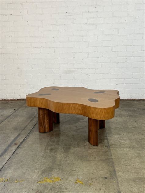 Free form wavy coffee table - compact version For Sale at 1stDibs