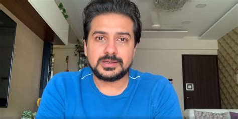 Don't miss the call now, call them, Marathi Actor Pushkar jog appeal to ...