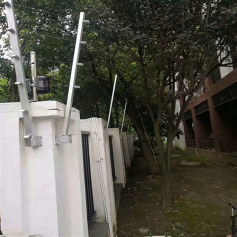 荆州张力电子围栏安装工厂张力电子围栏安装|价格|厂家|多少钱-全球塑胶网