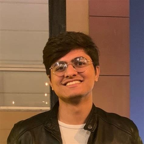 Talha - Computer programming teacher in Navi Mumbai - ₹699/h