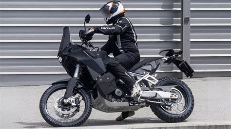 KTM 990 Adventure 的图像结果