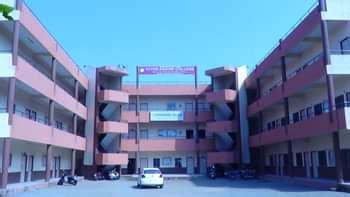 Top Colleges in Surat 2026: Ranking, Fees, Admission, Placement ...