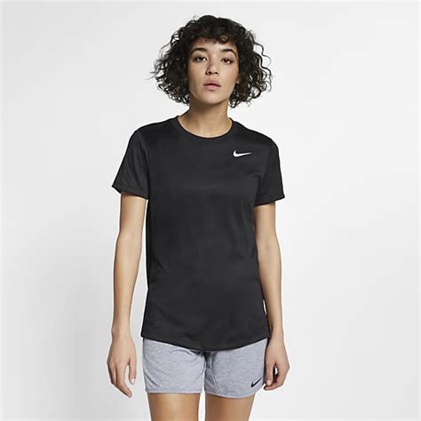 Women's Training & Gym Tops & T-Shirts. Nike IN
