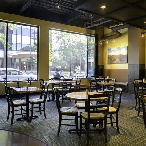 THE 10 BEST Restaurants Near Enclave 201, Traverse City