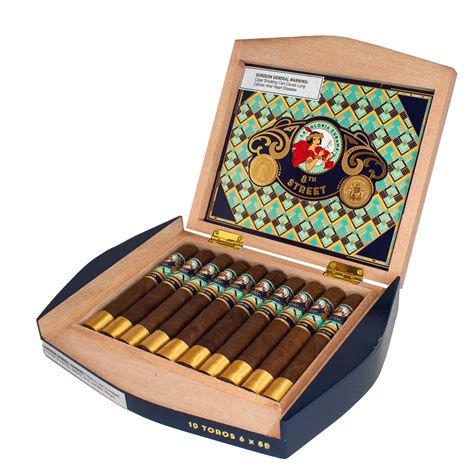 Buy La Gloria Cubana 8th Street Online at Small Batch Cigar | Best ...