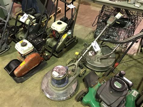 DELUXE ELECTRIC FLOOR POLISHER
