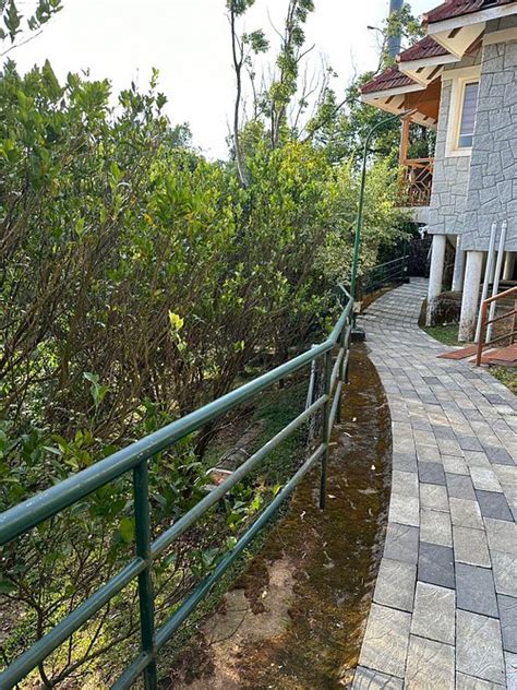 KTDC GOLDEN PEAK PONMUDI (Kerala) - Hotel Reviews, Photos, Rate ...