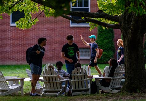 Fiske Guide to Colleges recognizes Earlham as one of nation’s ‘best and ...