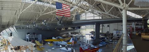 The Mighty Hughes H-4 Hercules (The "Spruce Goose") : r/aviation