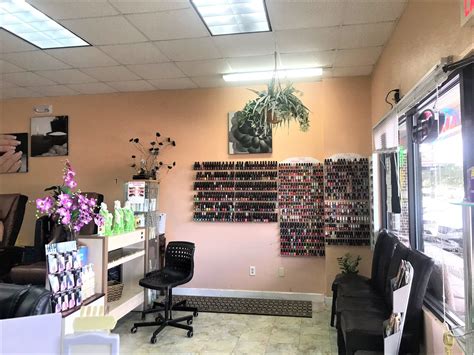 nail salon clayton ga