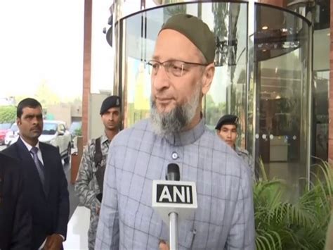 Owaisi arrives at Lucknow for Muslim Personal Law board meeting