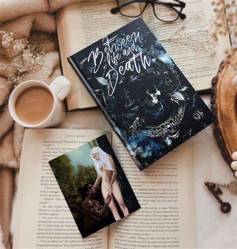 Jaclyn Kot Overstock – Twisted Fiction Book Box