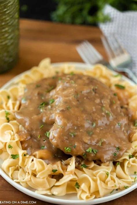Crock Pot Cube Steak with Savory Gravy Recipe