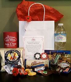 Las Vegas Wedding Gifts by Wedding Planning Tips Etiquette For Out Of Town Guests Las Vegas Wedding Gifts