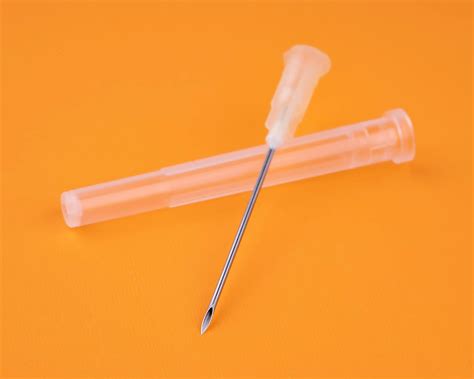 Buy Disposable Luer Lock Needle 100Pack (19G-1.5IN) Online at Lowest ...