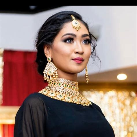 Buy Sabyasachi Jewelry Online In India - Etsy India