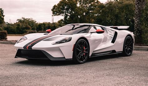 Download wallpaper 1024x600 ford gt, ford, sportscar, white, side view ...