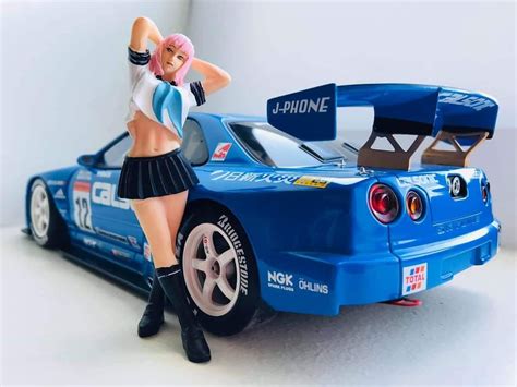 Hobby Masters LK - 🏁 Barbie with her baby R34 Calsonic #12 🏁 # ...