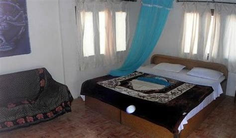 RACY SHADE RESORT (Bardia National Park) - Lodge Reviews, Photos, Rate ...