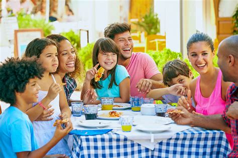 3 Best Family Restaurants in Orlando - Great Restaurants for Children ...