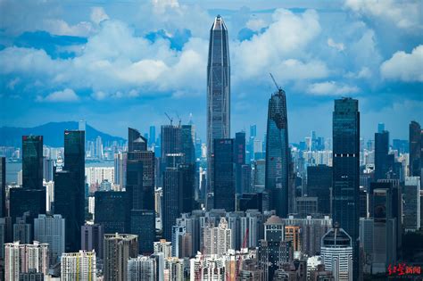 深圳城市发展很快,究竟有多少座摩天大楼呢 - 闪电鸟